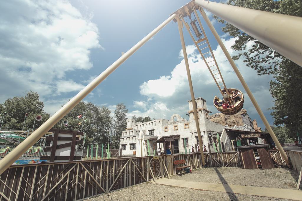 Hotel Texas - Żory Buitenkant foto