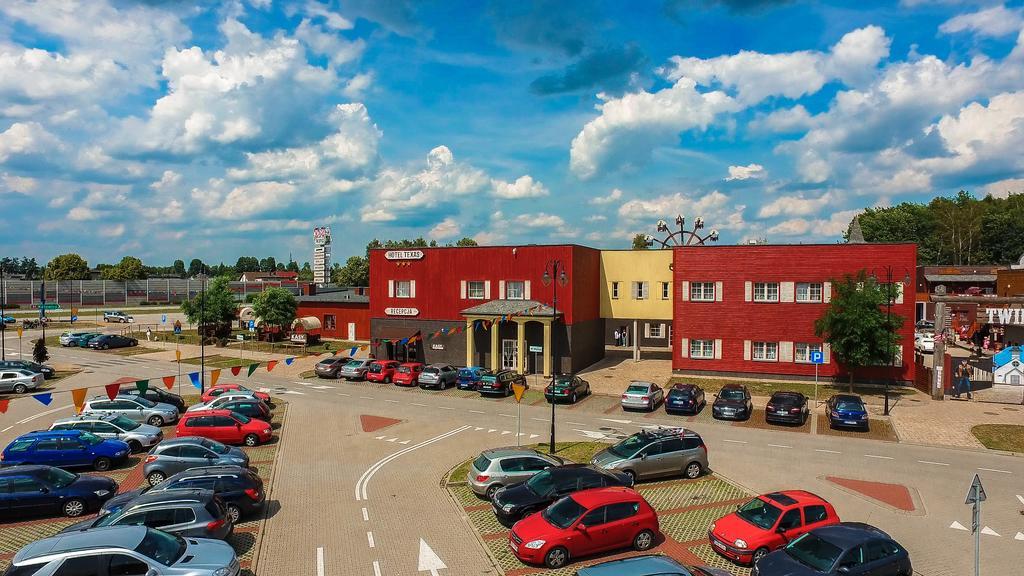 Hotel Texas - Żory Buitenkant foto