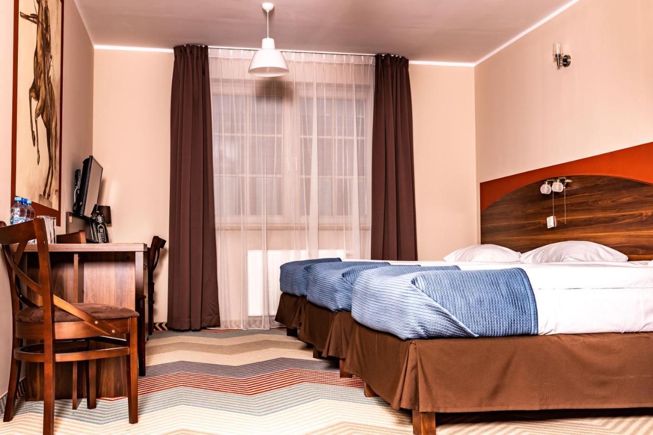 Hotel Texas - Żory Buitenkant foto