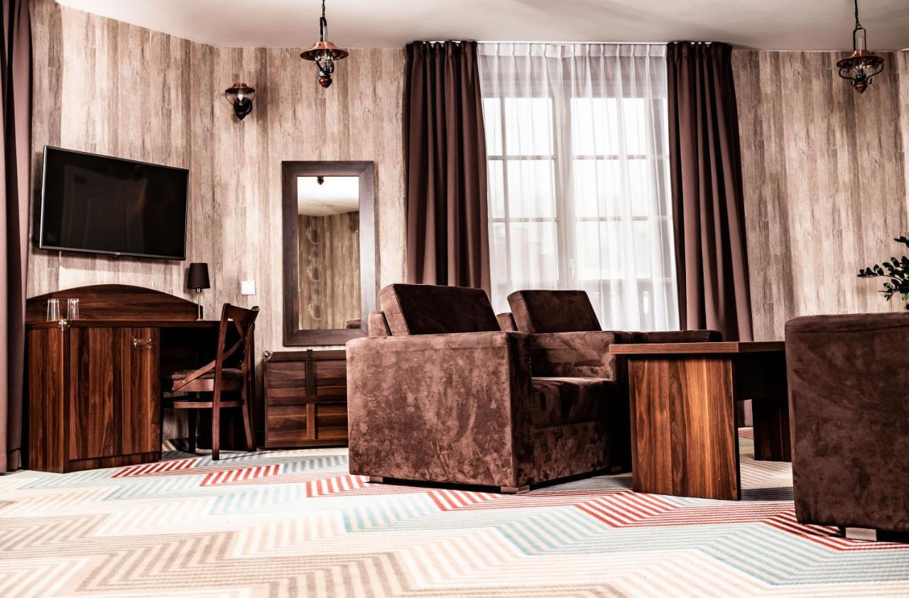 Hotel Texas - Żory Buitenkant foto